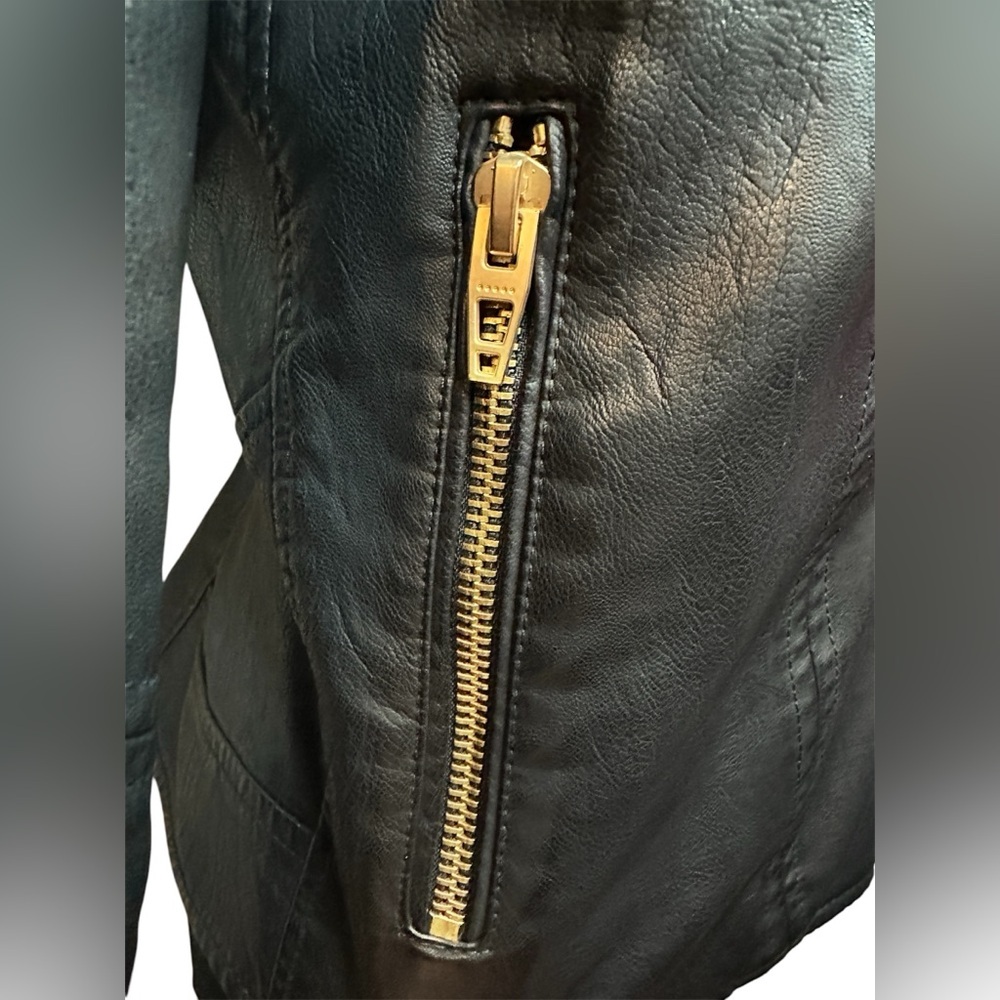 Blank NYC Meant to Be Moto Jacket (Like-New; Black/Gold; XL) - Picture 7 of 16